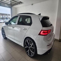 Golf R Berline Turbo AWD 2023 d'occasion en bon état, sièges en cuir, transmission automatique, régulateur de vitesse adaptatif (ACC), jantes R17, feux LED, barres de toit en alliage d'aluminium, 5 places