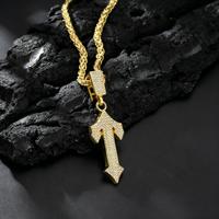 Collier tendance en acier inoxydable plaqué or 18 carats avec pendentif épée, flèche et croix, breloque poignard sertie de zircons et chaîne torsadée pour soirée