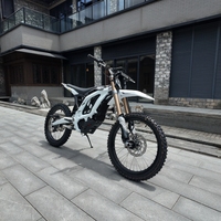 La moto tout-terrain électrique la plus populaire, nouvelle moto électrique Surron Light Bee X 2 24KW 410Nm 78V 45Ah longue portée pour adultes