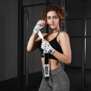 أربطة يد سريعة للملاكمة من Innstar للبيع بالجملة، شريط رباط ملاكمة مخصص بطول 180 بوصة و4.5 متر و5 متر - Product Image 2