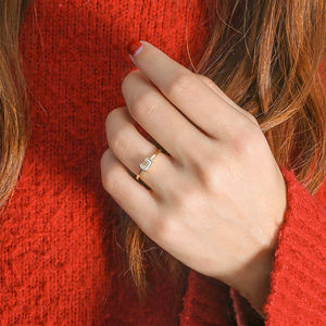 <span class=keywords><strong>NAYAN</strong></span> Nouveau Design Or Véritable 18K avec Moissanites VVS Or Jaune Pur 18K 4X6mm .6CT Bague en diamant Moissanite Marquise taille émeraude - Product Image 6