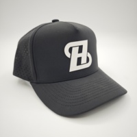 Casquette de golf OEM de haute qualité en polyester personnalisée, trou découpé au laser, logo brodé, 5 panneaux, casquette de baseball Gorras pour sport de plein air