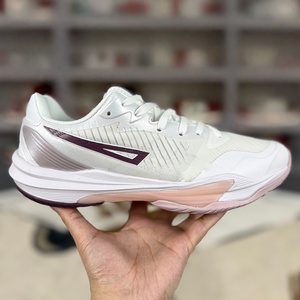 Zapatillas de running para hombre de alta calidad con suela gruesa que proporciona amortiguación y son ligeras, ideales para zapatillas de baloncesto casuales. - Product Image 5