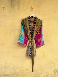 Kimono de Seda Crepé, Túnica Larga para Mujer, Manga Larga, Ropa Casual de Verano, Tejido Suave, Estampado Rosa, Azul y Rojo, Estilo Kimono - Product Image 3