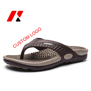 Chaussons de massage pour hommes en vente chaude, tongs en EVA pour hommes, soutien de la voûte plantaire, tongs d'été pour la plage, tongs antidérapantes pour hommes, tongs de sport - Product Image 1