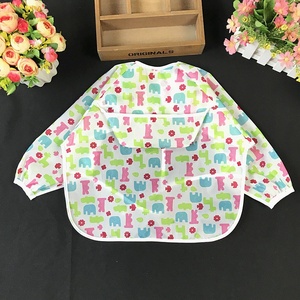 Bata de vestir impermeable para niños, babero delantal para bebé con botones, ropa de comedor sin necesidad de lavar, diseño para pintar la boca - Product Image 2