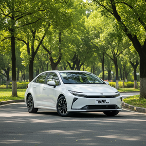 Autos Nuevos 2026 para Corolla, Sedán, Híbrido, Vehículo Automático, Cuero Oscuro - Product Image 1