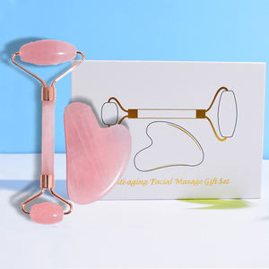 Rullo <span class=keywords><strong>viso</strong></span> al quarzo rosa e massaggio gua sha set regalo in <span class=keywords><strong>pietra</strong></span> di cristallo guasha logo personalizzato per la bellezza del <span class=keywords><strong>viso</strong></span> - Product Image 3
