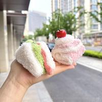 Breloques de sac en peluche mignonnes en forme de hamburger, porte-clés kawaii en forme de sandwich, pendentif esthétique en forme de gâteau, ornements créatifs pour sac à dos de couple, cadeau