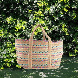 Sac fourre-tout en jute naturel avec logo personnalisé - Sac d'épicerie réutilisable écologique de taille moyenne - Sac de plage et de courses pour le vin - Commandes en gros - Product Image 2