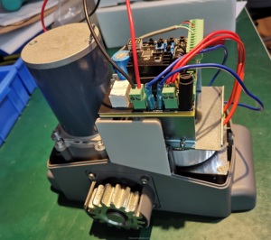 Opérateur de porte <span class=keywords><strong>solaire</strong></span> à moteur DC24V 500kgs <span class=keywords><strong>Kit</strong></span> d'ouverture de porte coulissante électrique automatique - Product Image 6