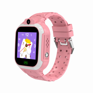 <span class=keywords><strong>Montre</strong></span> connectée carrée pour enfants avec système d'exploitation <span class=keywords><strong>Garmin</strong></span>, appels vidéo et vocaux, fonction photo, NFC, bracelet en silicone moulé privé, charge magnétique - Product Image 1