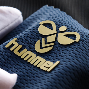 Chất lượng cao tùy chỉnh tên thương hiệu 3D lớn lên Logo Silicone Nhiệt Báo Chí may quần áo nhãn thẻ - Product Image 5