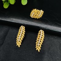 Parure de bijoux vintage pour femme en laiton plaqué or 24 carats et zircon, idéale pour mariage, fête ou anniversaire - Collier, bracelet, boucles d'oreilles, bague