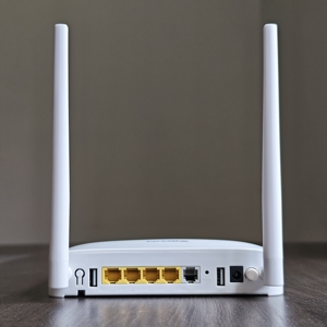 Router ONU XPON ZC-521G de Fábrica con 4 Puertos LAN Gigabit, 1 Puerto de Voz, 2 USB, WiFi5 AC1200 2.4G y 5G, ONT de Fibra Óptica de Modo Dual GPON/EPON para ISP - Product Image 3