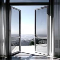 Porte française à cadre en aluminium noir automatique en option avec porte moustiquaire en option