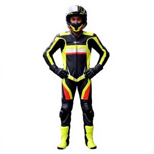 Combinaison de course premium pour homme 1 pièce en cuir de vache véritable/cuir de kangourou, style MotoCP, avec protections niveau 2 - Product Image 1