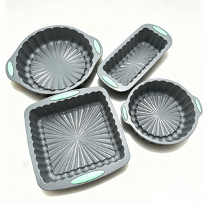 Stampo in Silicone Bicolore Resistente alle Alte Temperature, Antiaderente per Chiffon, Toast, Muffin, <span class=keywords><strong>Ciambelle</strong></span> e Torte, Grado Alimentare, Senza BPA, Inodore - Product Image 5