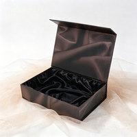 Boîte-cadeau cosmétique de luxe avec impression en gravure personnalisée, emballage pour extensions de cheveux, boîte en carton avec doublure en satin de soie