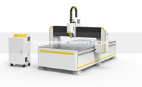 Routeur CNC 3 axes haute efficacité 1325 avec moteur pas à pas/servo et engrenage pour le traitement de meubles de cuisine et de panneaux signalétiques en PVC acrylique