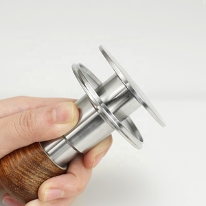 Manual Barista Tools <span class=keywords><strong>Cafetera</strong></span> Accesorios Impacto automático 304 Acero inoxidable 58,5 Mm Fuerza de madera Coffee Tamper - Product Image 5