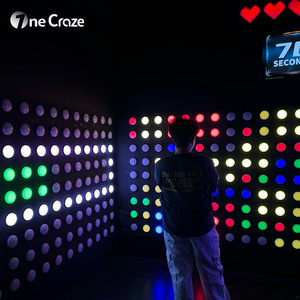 Équipement de jeu interactif mural personnalisé pour événements festifs, jeu d'entraînement de réaction rapide avec boutons lumineux - Product Image 4