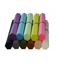 Diffuseurs de parfum en rotin personnalisés en gros, bâtonnets diffuseurs en bois pour la maison et désodorisants de voiture aux senteurs naturelles