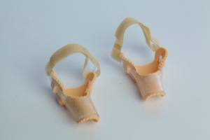 Attelle en plastique pour hallux valgus Armoline MP-654 certifiée CE, emballage en boîte cadeau pour les fournitures de soins de santé - Product Image 2