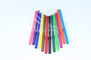 12pcs haute qualité non toxique fabrication fournitures ensemble emballage nouveau design <span class=keywords><strong>12</strong></span> couleur marqueur <span class=keywords><strong>feutre</strong></span> stylo en pvc - Product Image 6