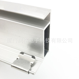 Clip de câble en acier inoxydable en forme de C 13,5x9,0x6,3 mm pour la fixation du câblage des panneaux solaires - Product Image 2