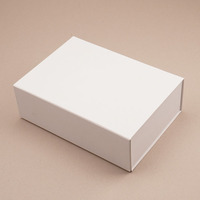 Wholesale Embossed Recycled Kraft Paperboard Cake Box Custom Clear Window Self Erecting 2mm Thickness Food Grade Magnetic