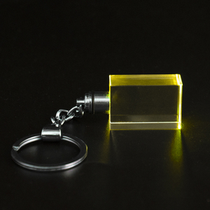Porte-clés <span class=keywords><strong>en</strong></span> <span class=keywords><strong>verre</strong></span> lumineux LED vierge K9 <span class=keywords><strong>en</strong></span> gros, gravure laser 3D personnalisée de photos, porte-clés <span class=keywords><strong>en</strong></span> cristal pour produits promotionnels - Product Image 3