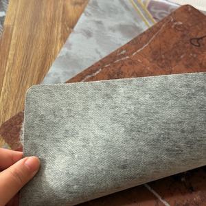 <span class=keywords><strong>Tapis</strong></span> de sol en PVC de luxe résistant à l'usure de haute qualité couverture en cuir de sol en <span class=keywords><strong>vinyle</strong></span> 0.4mm rouleaux bon marché pour animaux de compagnie - Product Image 2