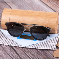 Expédition Rapide Lunettes de Soleil Unisexe en Bois Polarisées de Haute Qualité avec Logo Personnalisé et Design Cœur Métallique – Vente en Gros à Prix Abordable