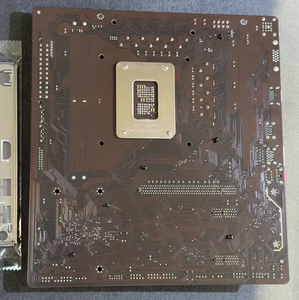 Tarjeta Madre para Juegos de Escritorio Usada B760M-T, Chipset B760 de 12.ª/13.ª Generación, LGA 1700, Micro-ATX, Doble Disco Duro, Usada, Económica - Product Image 6