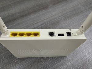 Hot bán hg8546m Xpon-1GE + 3fe + 1VoIP + Wifi + <span class=keywords><strong>USB</strong></span> sợi quang mạng onu <span class=keywords><strong>Router</strong></span> hg8546m 2.4 Gam không dây xpon GPON 4LAN 1 giọng nói Wifi - Product Image 5