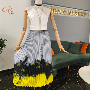 Vải Voan Nhún Bèo Trơn In Họa Tiết <span class=keywords><strong>100</strong></span> <span class=keywords><strong>Polyester</strong></span> Mềm Mại Cho Quần Váy Nữ - Product Image 1