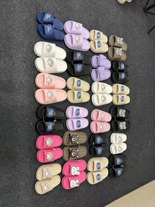 Pantuflas Infantiles Mixtas Unisex, Chanclas de Verano Antideslizantes para Niños, Pantuflas de Playa con Dibujos Animados, Venta al Por Mayor - Product Image 2