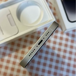 原装苹果 iPhone 14 智能手机无锁版手机带 Face ID IOS 双摄像头 5G 全球使用支持批发价 - Product Image 4