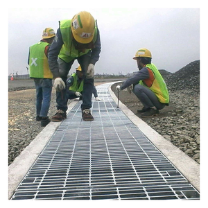 Grilles d'arbre en <span class=keywords><strong>fonte</strong></span> pour plancher et tranchée en aluminium léger et durable - Product Image 1