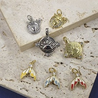 LS-L5751 Nouveaux breloques en forme de coquille spirale Angelfish Koi Fish, pendentifs en forme de conque et de cauris pavés de CZ, breloques en émail Chat porte-bonheur et Queue de sirène