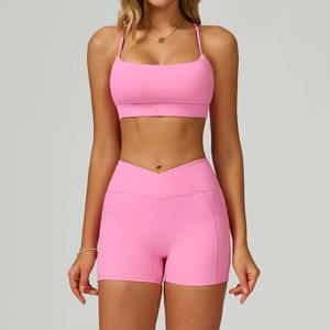 Женский спортивный костюм - Product Image 3