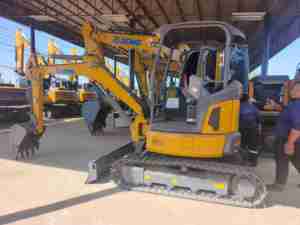 Excavatrice sur chenilles d'occasion XE35U, petite pelleuse de 3,5 tonnes à vendre - Product Image 5