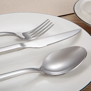 Fabricante de <span class=keywords><strong>China</strong></span>, venta al por mayor, precio bajo, cubiertos de lujo, 24 Uds., juego de cubiertos de acero inoxidable con estuche - Product Image 4