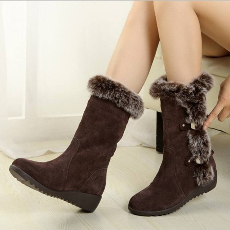 สีน้ำตาล