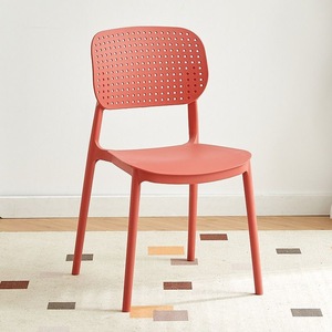 Chaises de salle à manger d'extérieur en plastique empilables, durables et haut de gamme pour restaurants et hôtels (vente en gros) - Product Image 4