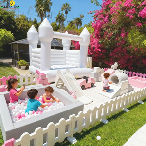 Popolare Parco Giochi Interno Morbido con Recinzione Set di Attrezzature Soft Play con Casa Gonfiabile Bianca SoftPlay Bianco - Product Image 1