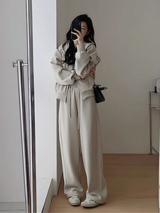 Женский Повседневный Спортивный костюм-двойка с капюшоном - Product Image 2