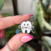 Fabricant Personnaliser Conceptions Mignon Dentiste Dents Dent Épingles en émail dur Épingle de revers Insigne Broche Épingle en émail dentaire personnalisée