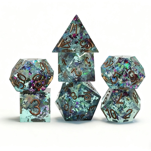 ชุดลูกเต๋า RPG ทำจากเรซินพร้อมดันเจี้ยนและมังกรทำด้วยมือมีขอบแหลมกระดาษลูกกวาดขนาดเล็กชุดลูกเต๋าหลายด้านเรืองแสง - Product Image 2